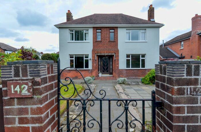 4 Bedroom Detached House For Sale In Sydenham Avenue, Belfast, BT4