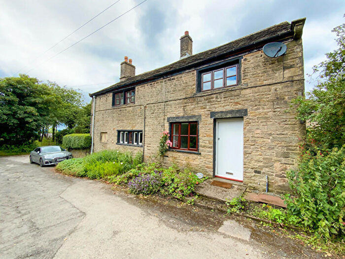 1 Bedroom Cottage To Rent In Little Padfield, Glossop, SK13