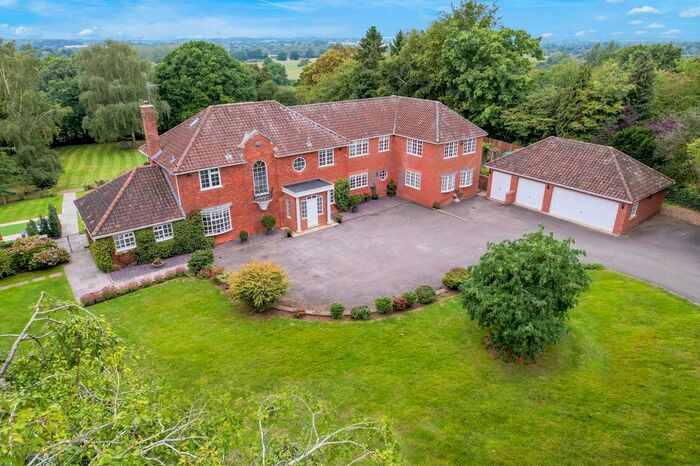 6 Bedroom Detached House For Sale In Barford Hill, Barford, CV35