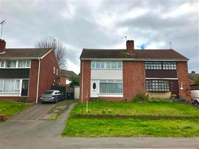 3 Bedroom Semi-Detached House For Sale In Eve Lane, Dudley, DY1