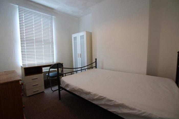 5 Bedroom House To Rent In Hanover Terrace, Brighton, BN2