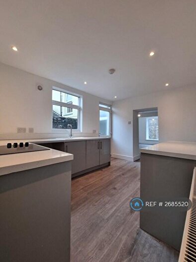 4 Bedroom Terraced House To Rent In Court Street, Tonypandy, CF40