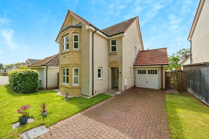 4 Bedroom Detached House For Sale In Silverbirch Drive, Dundee, DD5