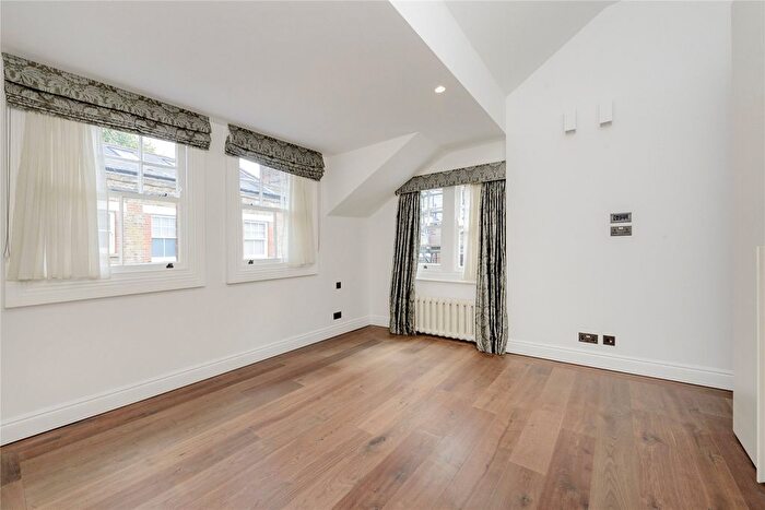 4 Bedroom Flat For Sale In Royal Hospital Road, Chelsea, London, SW3