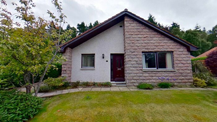 3 Bedroom Bungalow For Sale In Woodside Drive, Forres, Moray, IV36