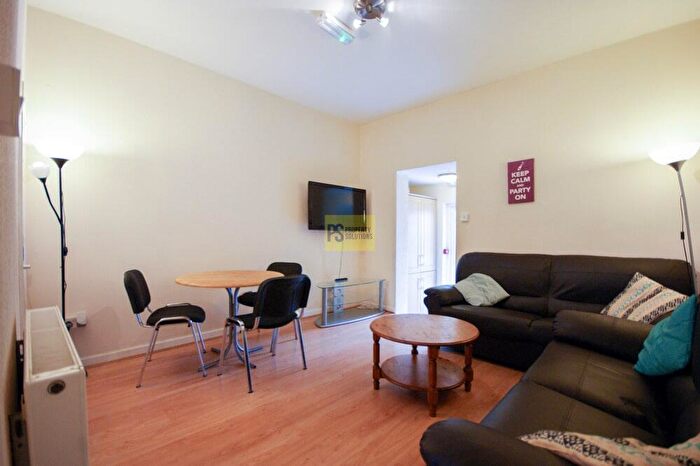 5 Bedroom Terraced House To Rent In Tiverton Road, Selly Oak, Birmingham, B29