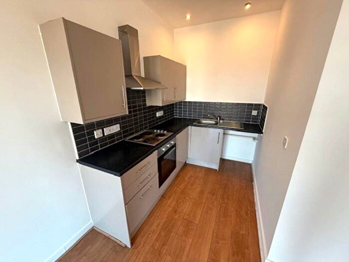 1 Bedroom Detached House To Rent In Heelis Street, Heelis Street, S70