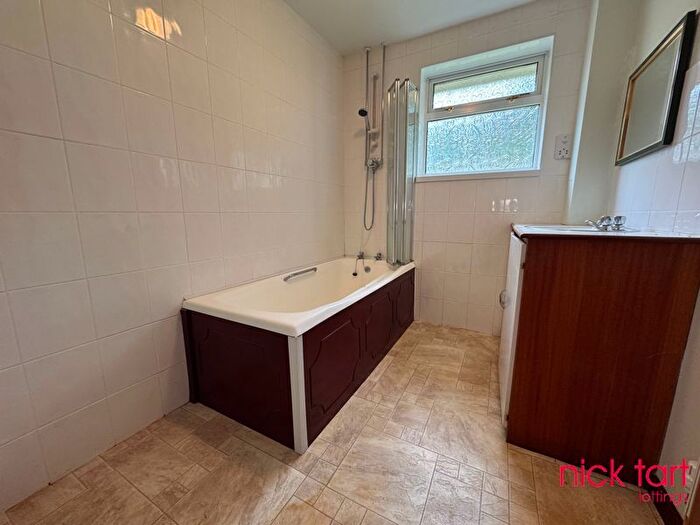 2 Bedroom Bungalow To Rent In Queens Road, Bridgnorth, WV15