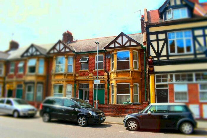 5 Bedroom Detached House To Rent In Somers Road, Southsea, PO5