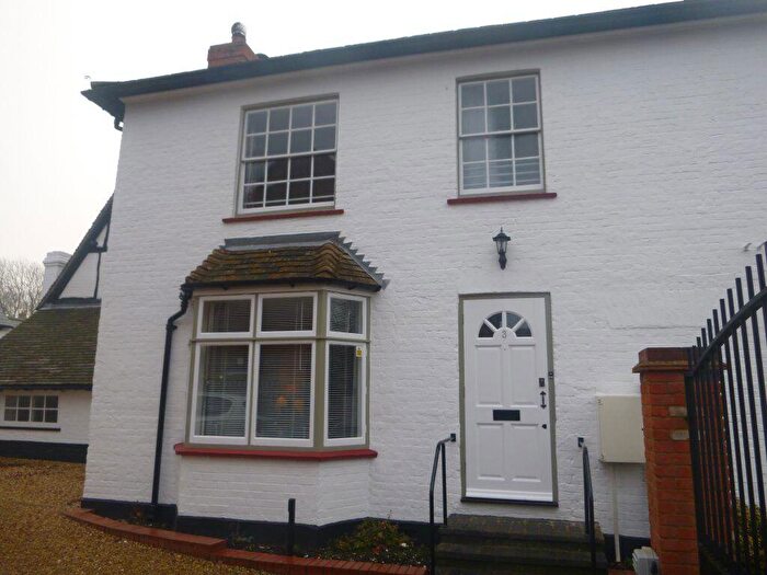 2 Bedroom Apartment To Rent In Bedford Road, Barton Le Clay, MK45