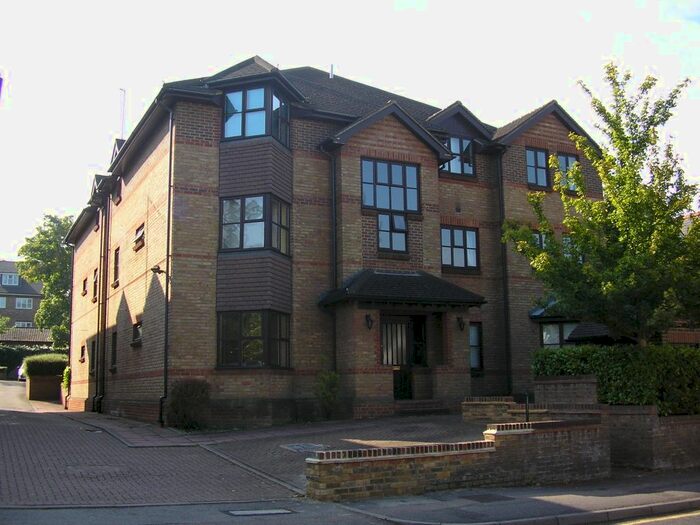 1 Bedroom Flat To Rent In Cedar Road, Sutton, SM2