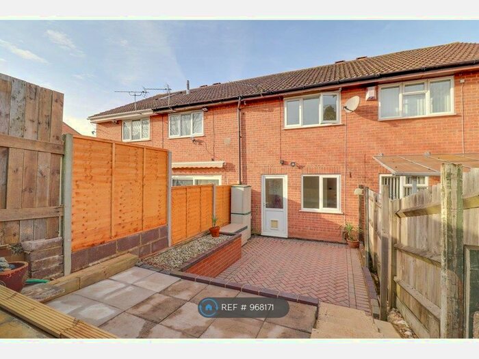 2 Bedroom Terraced House To Rent In Vineyard Close, Southampton, SO19