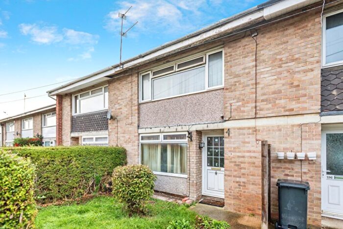 2 Bedroom Terraced House For Sale In Hathaway Road, Swindon, Wiltshire, SN2