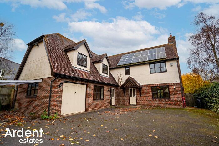 5 Bedroom Detached House For Sale In The Street, Bradwell, CM77
