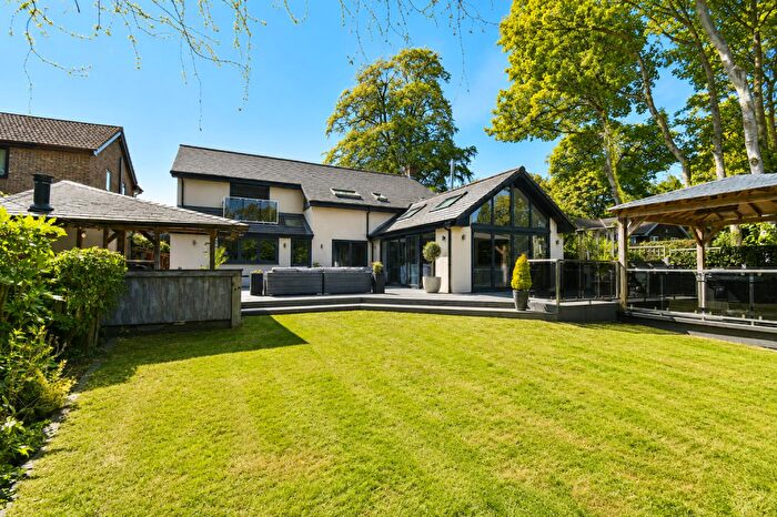 5 Bedroom Detached House For Sale In Fountain Close, Hessle, HU13