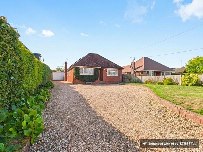 3 Bedroom Detached Bungalow For Sale In Coopers Lane, Bramley, RG26