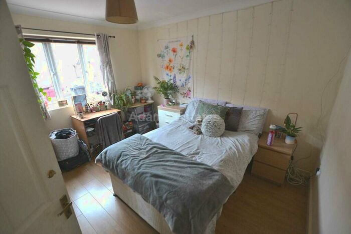 5 Bedroom Terraced House To Rent In Hatherley Road, Reading, RG1