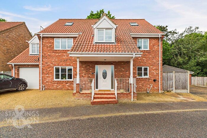 6 Bedroom Detached House For Sale In Mulberry Tree Close, Filby, Great Yarmouth, NR29