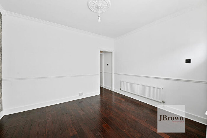 3 Bedroom Terraced House For Sale In Kent Road, Grays, RM17