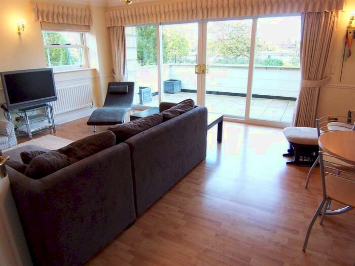 2 Bedroom Apartment To Rent In Handel Mansions, Wyatt Drive, Barnes, SW13