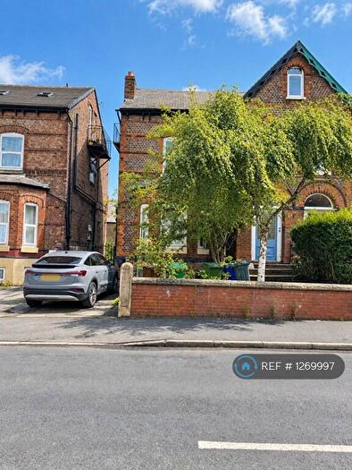 6 Bedroom Semi-Detached House To Rent In Albert Road, Manchester, M19