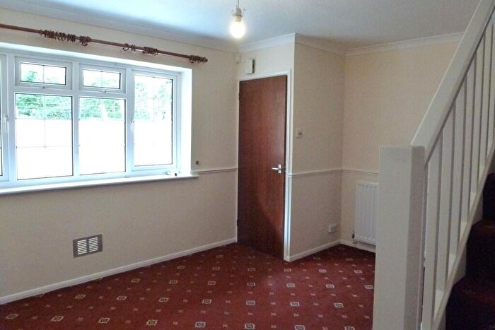2 Bedroom End Of Terrace House To Rent In Fiveways Close, Cheddar, BS27