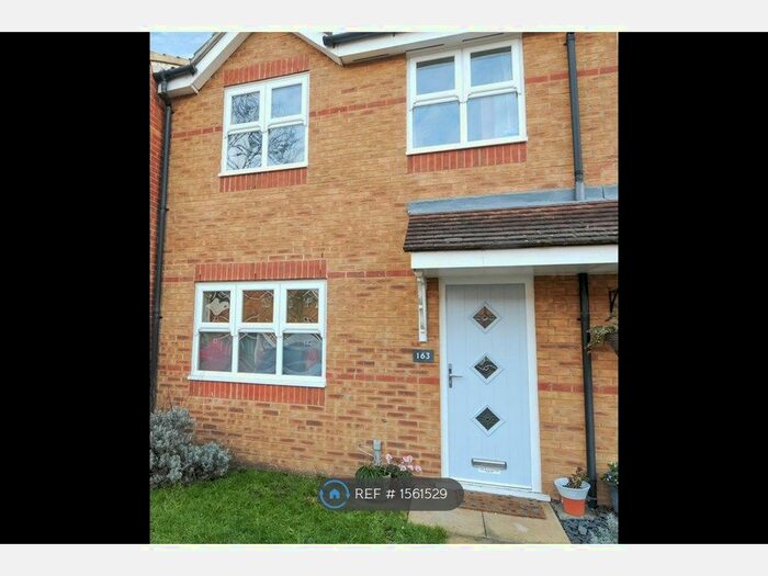 3 Bedroom Terraced House To Rent In Henry Doulton Drive, London, SW17