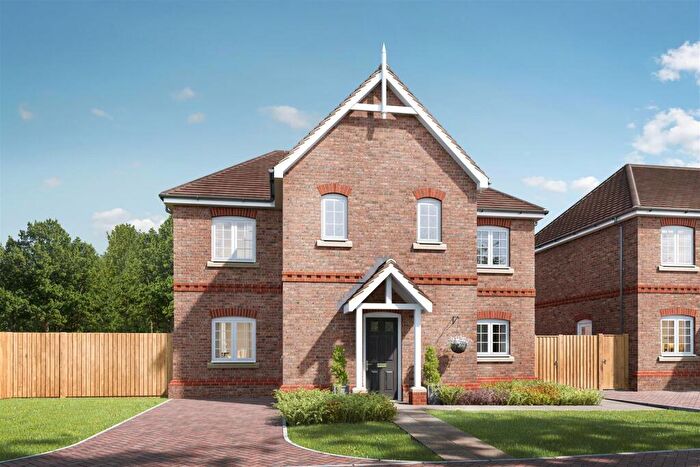 4 Bedroom Detached House For Sale In Shelvers Way, Tadworth, KT20