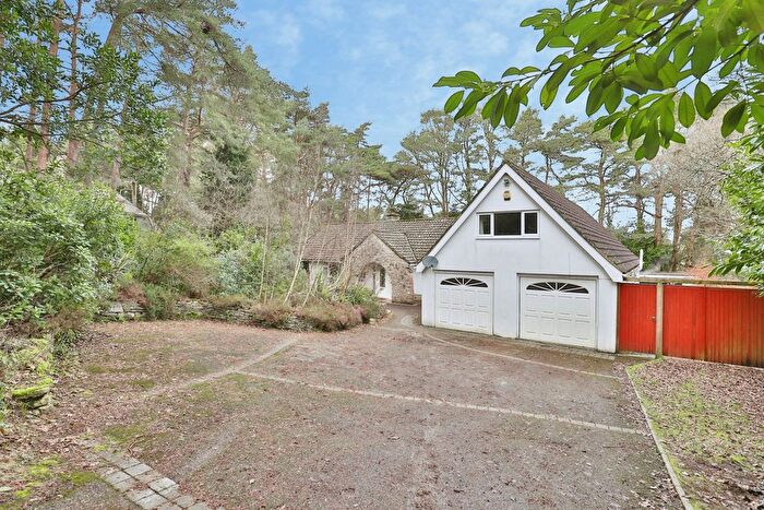 4 Bedroom Bungalow For Sale In St. Ives Park, Ringwood, Hampshire, BH24