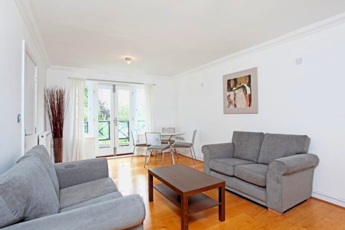 2 Bedroom Apartment To Rent In Longbourn Windsor, SL4