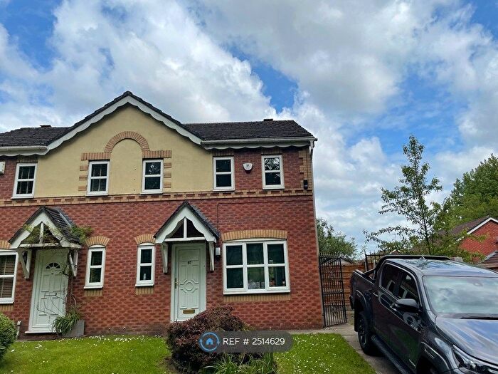 3 Bedroom Semi-Detached House To Rent In Maurice Drive, Salford, M6