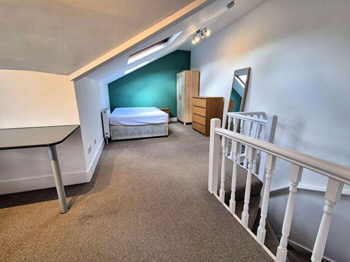 4 Bedroom Terraced House To Rent In Granby Terrace, Leeds, LS6