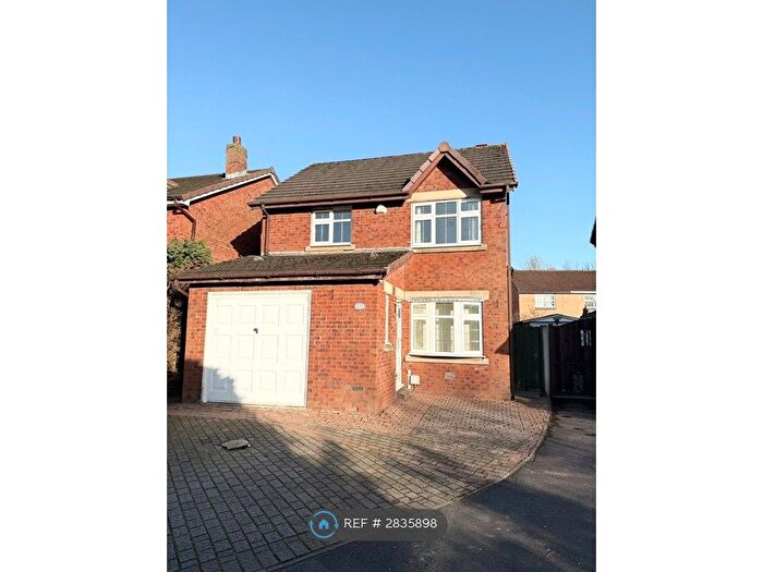 3 Bedroom Detached House To Rent In Normanby Close, Warrington, WA5