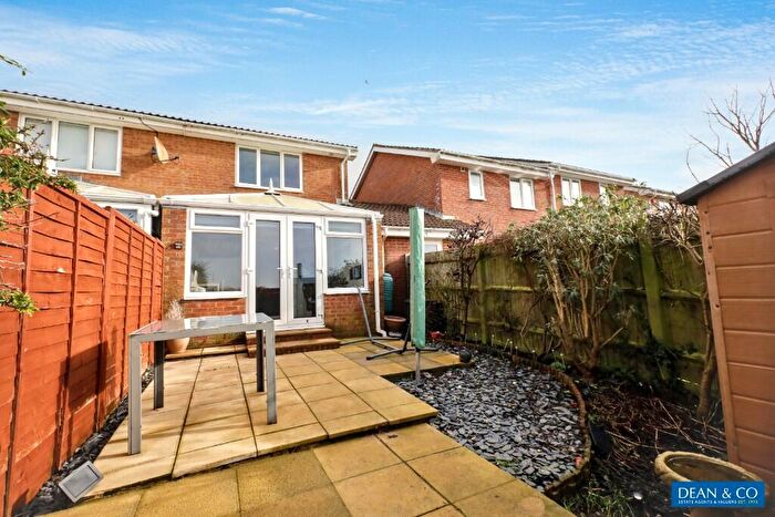 2 Bedroom Terraced House For Sale In Sheppard Way, BN41