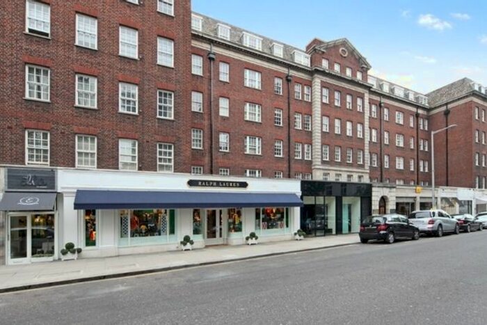 2 Bedroom Flat To Rent In Fulham Road, London, SW3