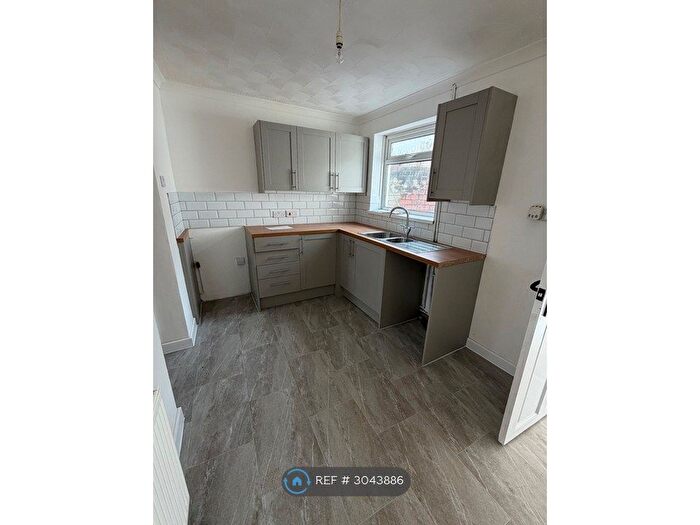 3 Bedroom Terraced House To Rent In High St, Mountain Ash, CF45