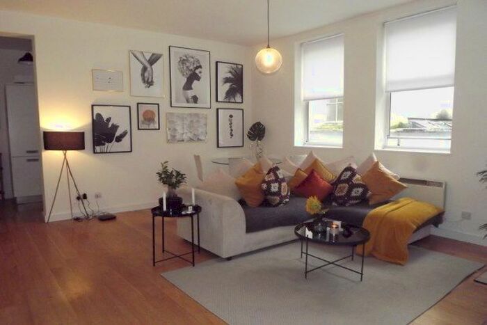 1 Bedroom Flat To Rent In Corn Street, Bristol, BS1