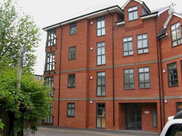 2 Bedroom Apartment To Rent In Tanfields, Vachel Road, Reading, RG1