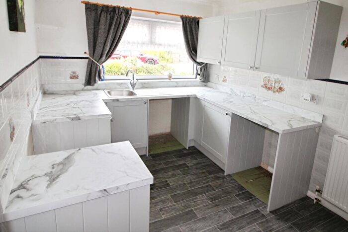 2 Bedroom Bungalow For Sale In The Slack, Crowle, DN17