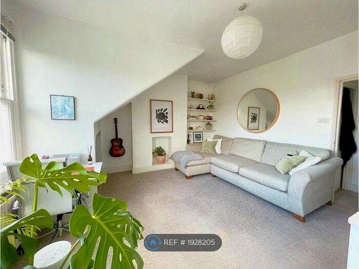 1 Bedroom Flat To Rent In Crouch End, London, N8