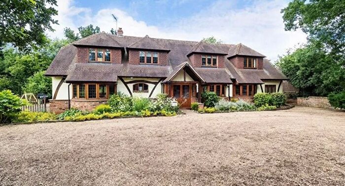 5 Bedroom Detached House To Rent In Cole Green, Cole Green, Hertford, SG14