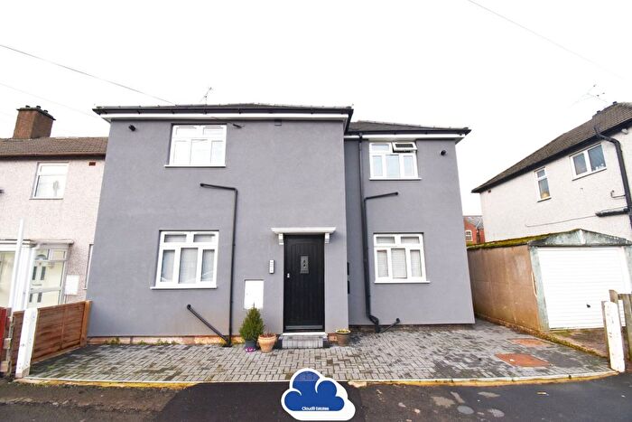 1 Bedroom Flat To Rent In Welland Road, Gosford Green, Coventry, CV1