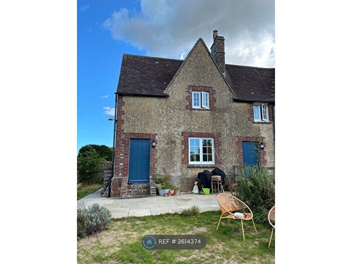 2 Bedroom Semi-Detached House To Rent In Trevor Gardens, Lewes, BN8