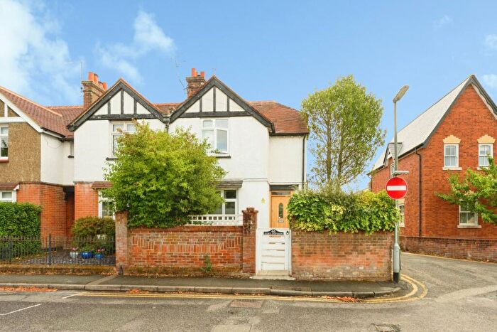 3 Bedroom Semi Detached House For Sale In Upper Fairfield Road, Leatherhead, Surrey, KT22