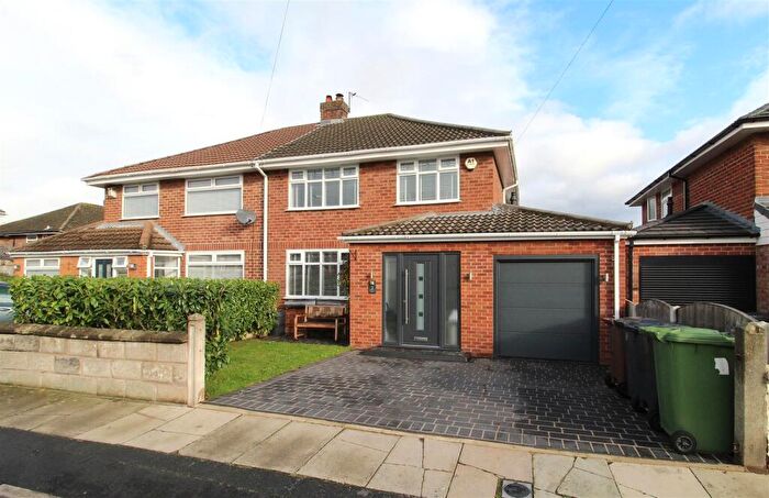 3 Bedroom Semi Detached House To Rent In Sandhurst Drive, Aintree Village, Liverpool, L10
