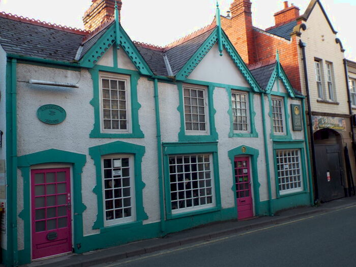 2 Bedroom Flat To Rent In Chapel Street, Abergele, LL22