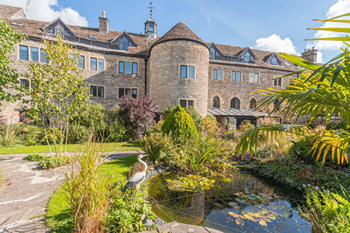 3 Bedroom Maisonette For Sale In Hampton Street, Tetbury, GL8