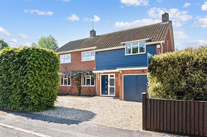 4 Bedroom Country House For Sale In Northfield Road, Sherfield On Loddon, RG27