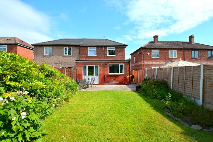 3 Bedroom Semi-Detached House For Sale In Moorfield Avenue, Denton, M34