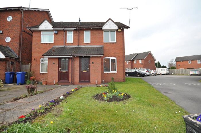 2 Bedroom Semi-Detached House To Rent In Severn Drive, Burton-On-Trent, Staffordshire, DE14